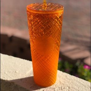 Starbucks venti ombré cup